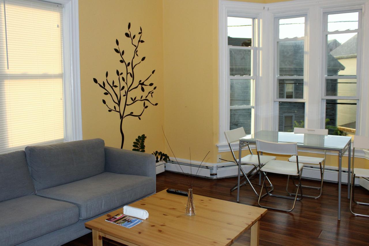 Providence Hostel & Guest House Exterior photo