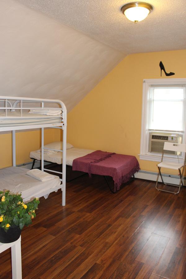 Providence Hostel & Guest House Exterior photo