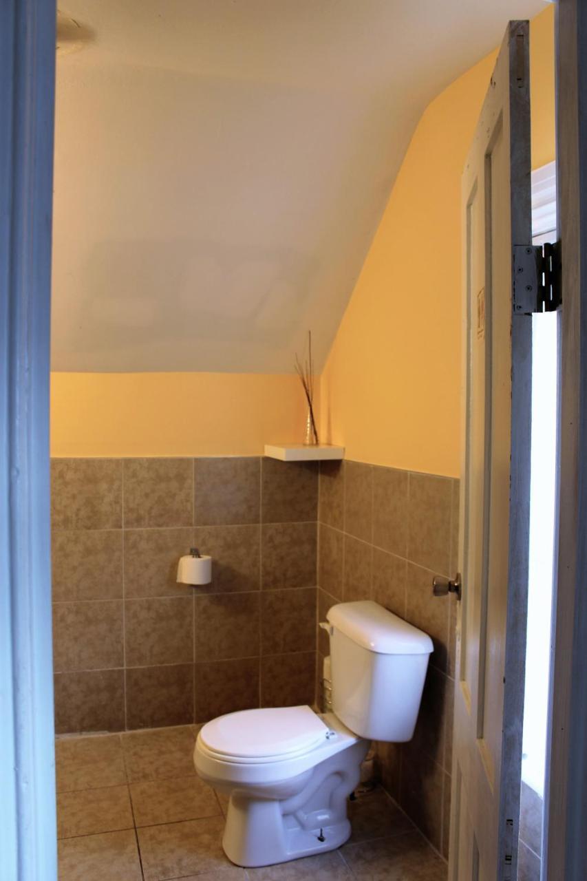Providence Hostel & Guest House Exterior photo